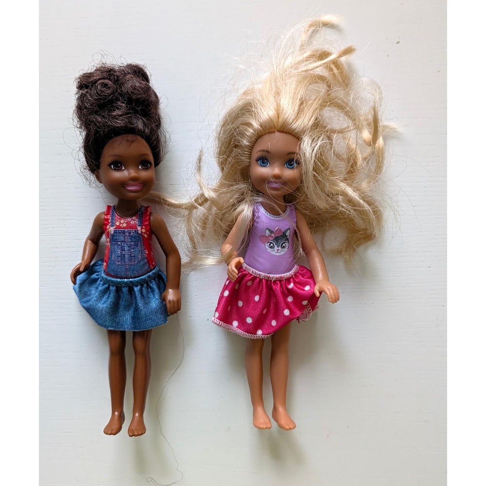 Mattel Barbie Club Chelsea Dolls Lot of 2 Blonde & Brunette 6 Inch Figures